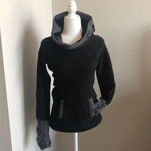 Lululemon Hoodie- size 4